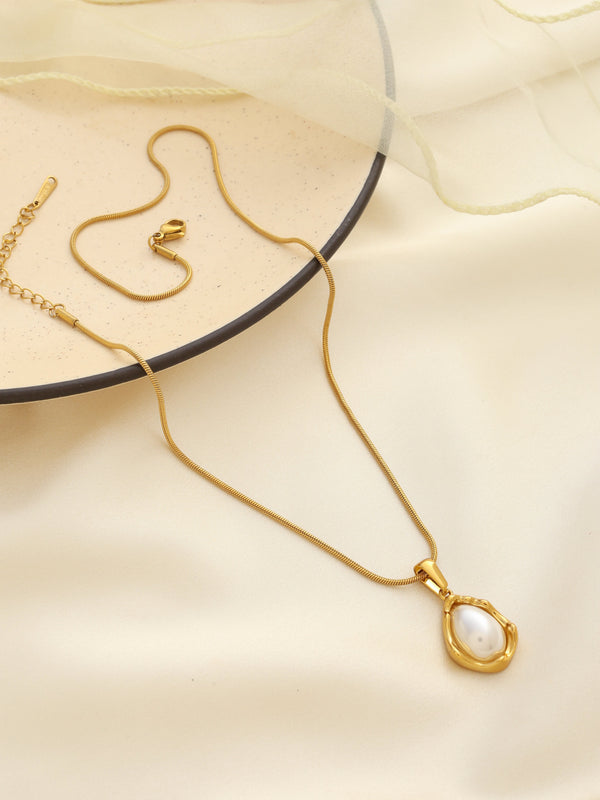Maizy Necklace