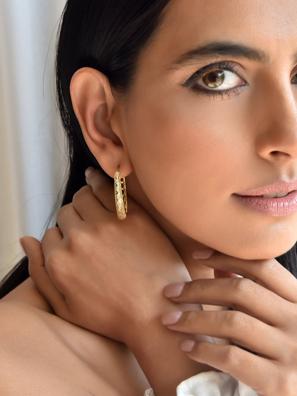 Peora Gold Plated Oval Hoops